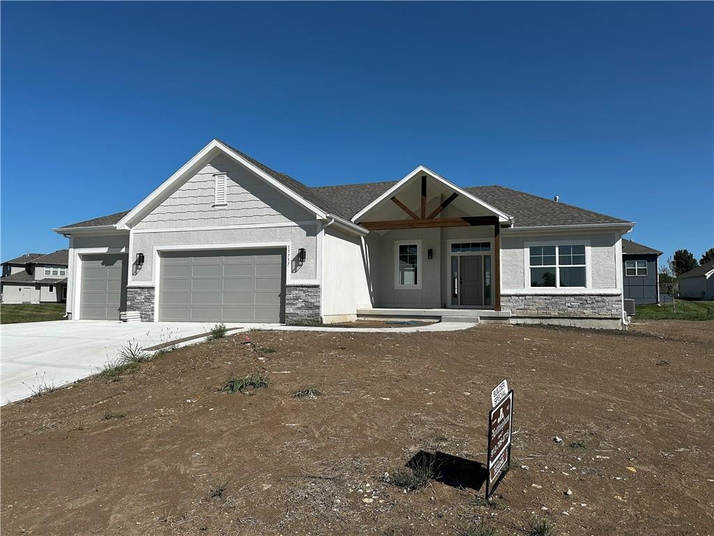 Listing Photo MLS #HMS2460774