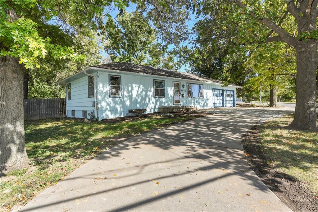 Listing Photo MLS #HMS2514929