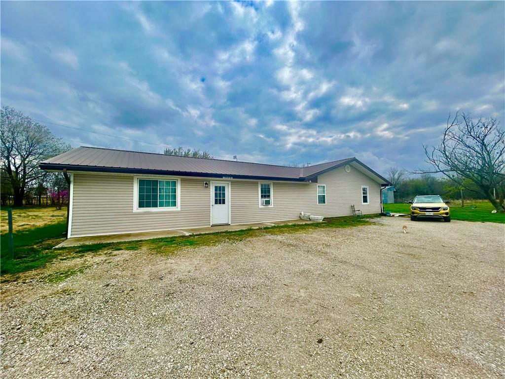 Listing Photo MLS #HMS2521903