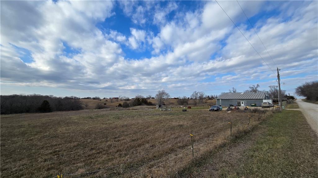 Listing Photo MLS #HMS2525156