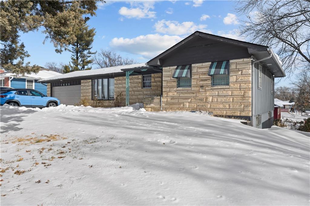 Listing Photo MLS #HMS2525803