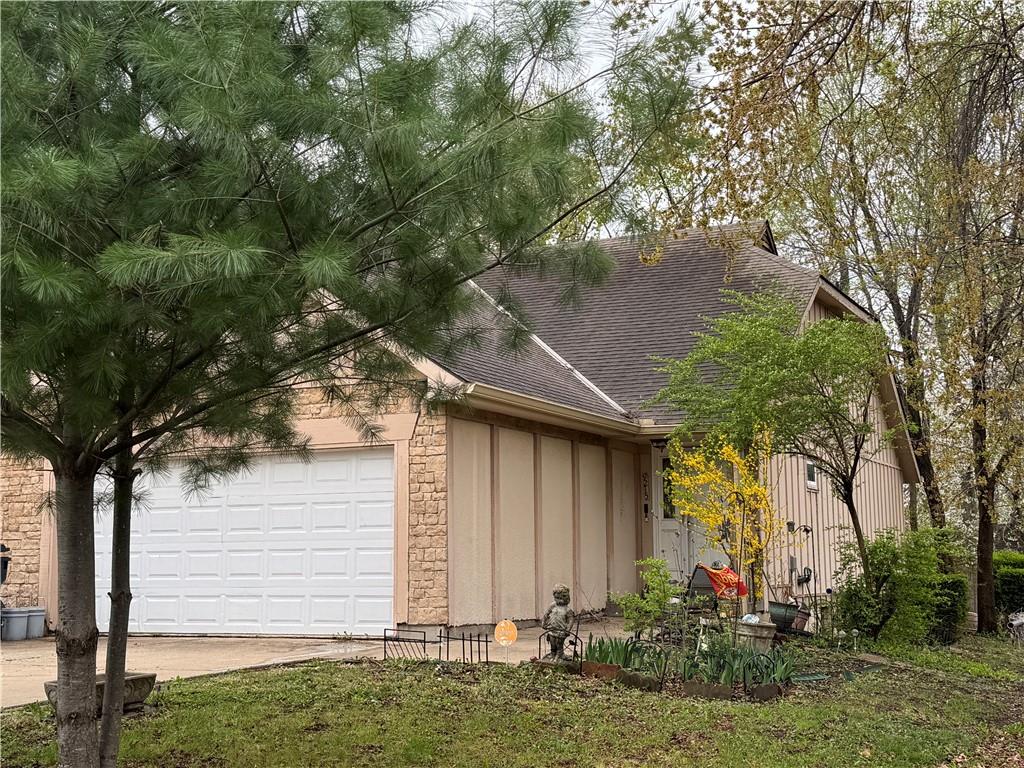 Listing Photo MLS #HMS2526201