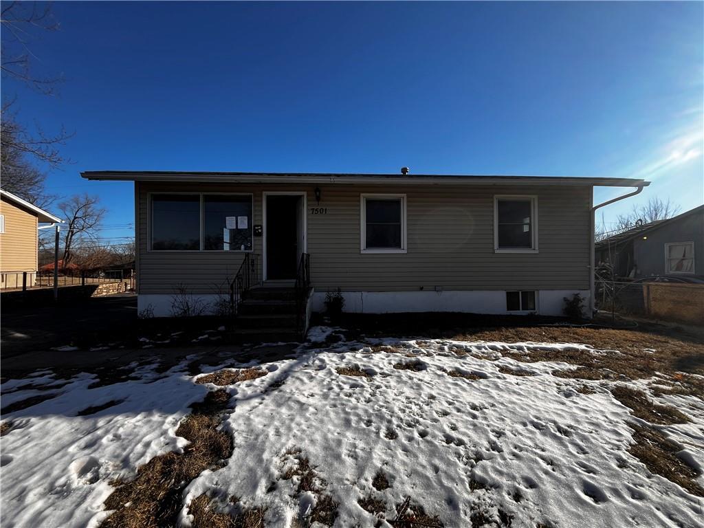 Listing Photo MLS #HMS2527483