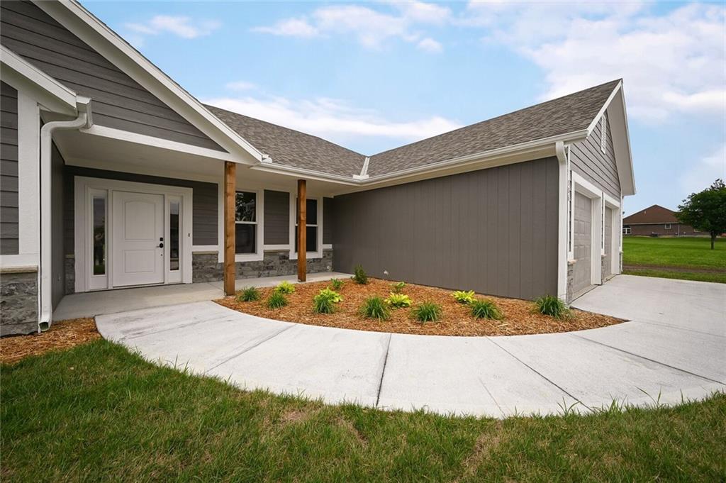 Listing Photo MLS #HMS2530744