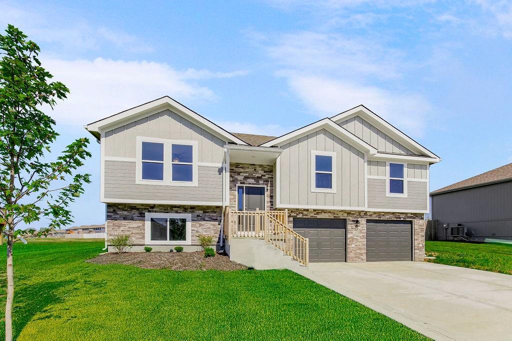 Listing Photo MLS #HMS2531787