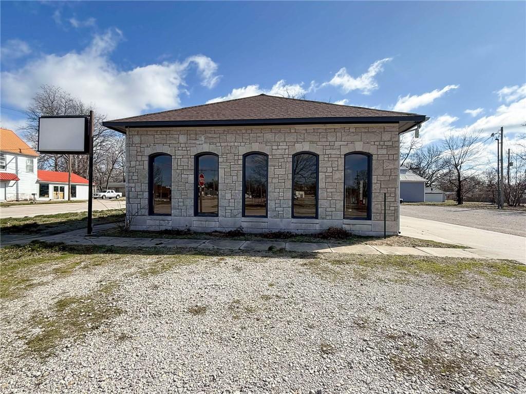 Listing Photo MLS #HMS2534402