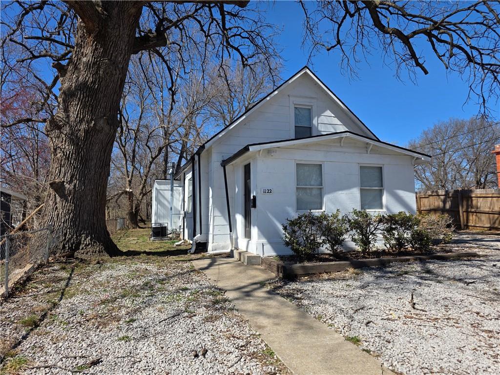 Listing Photo MLS #HMS2536225
