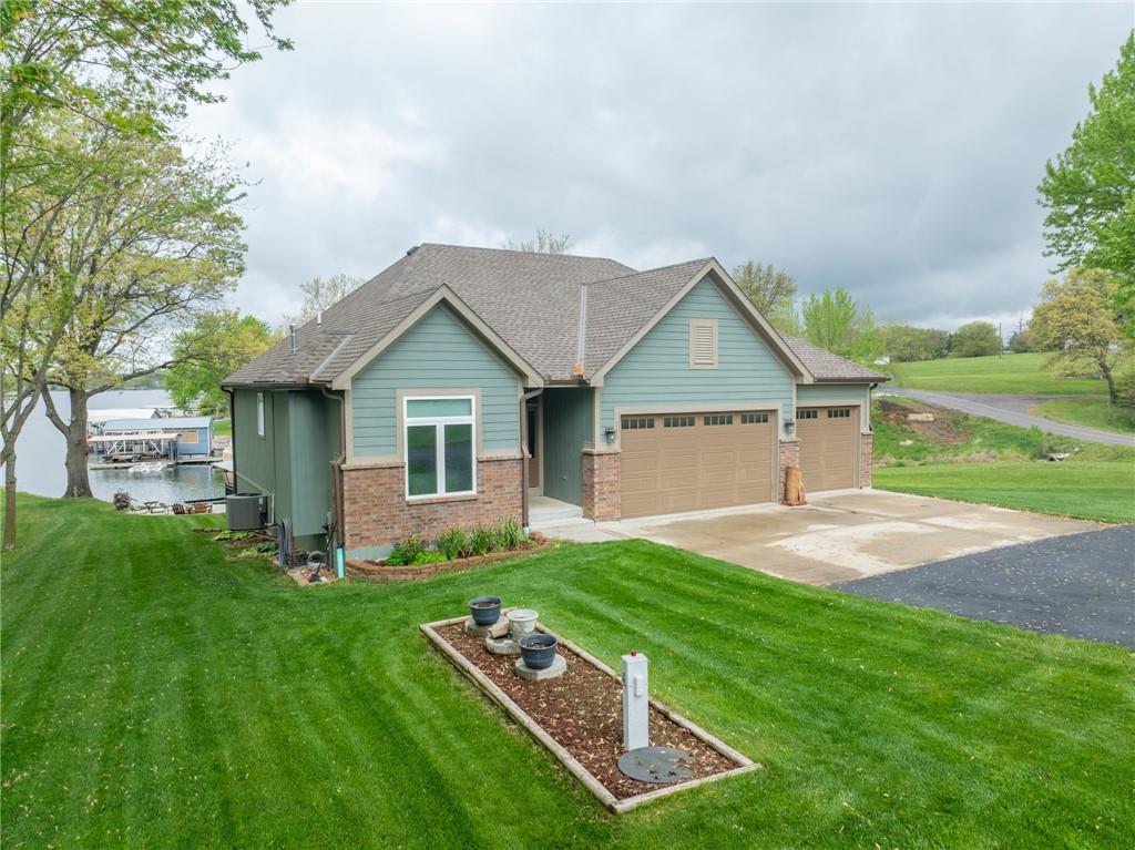 Listing Photo MLS #HMS2536423