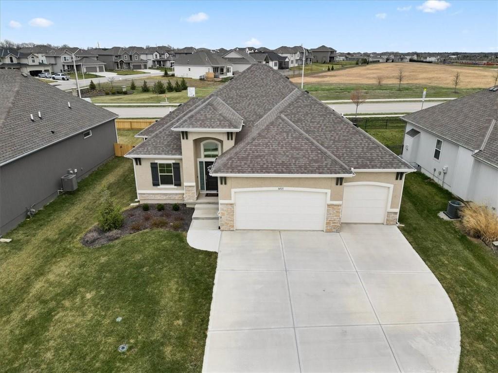 Listing Photo MLS #HMS2536645