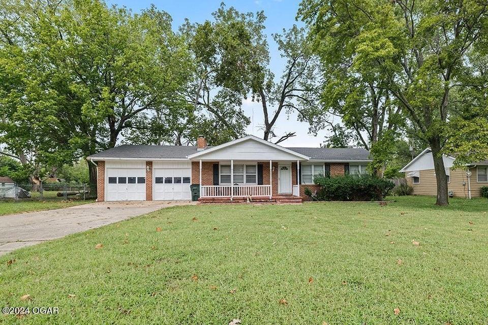 Listing Photo MLS #HMS2537003