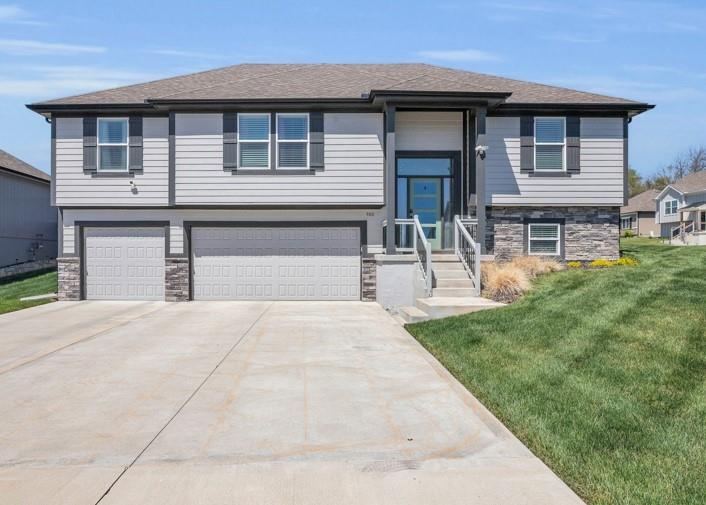 Listing Photo MLS #HMS2538568