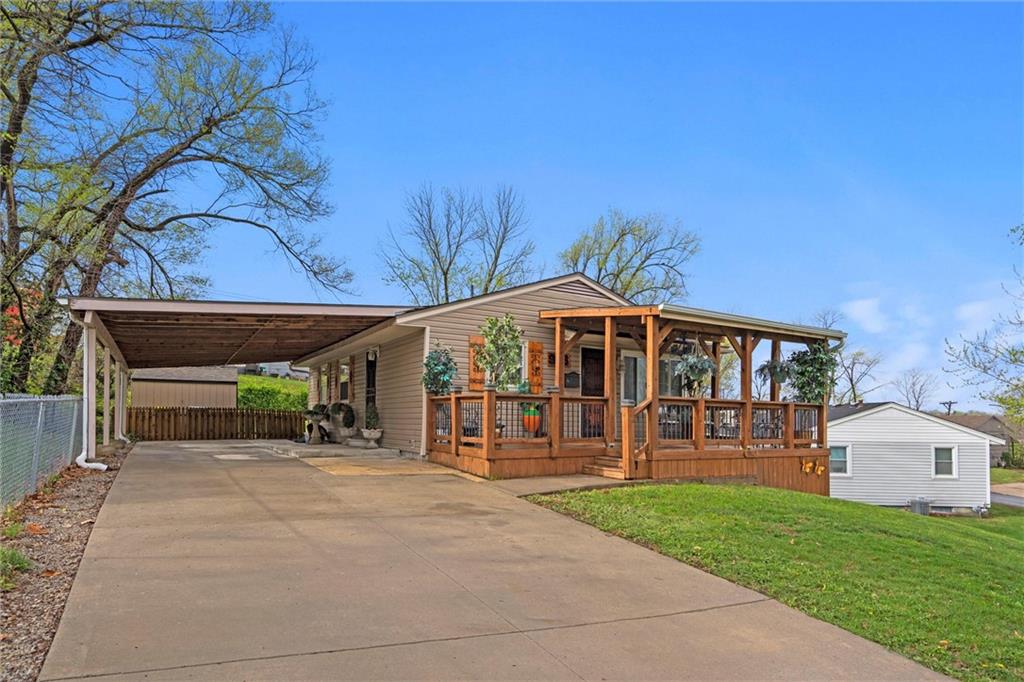 Listing Photo MLS #HMS2538679