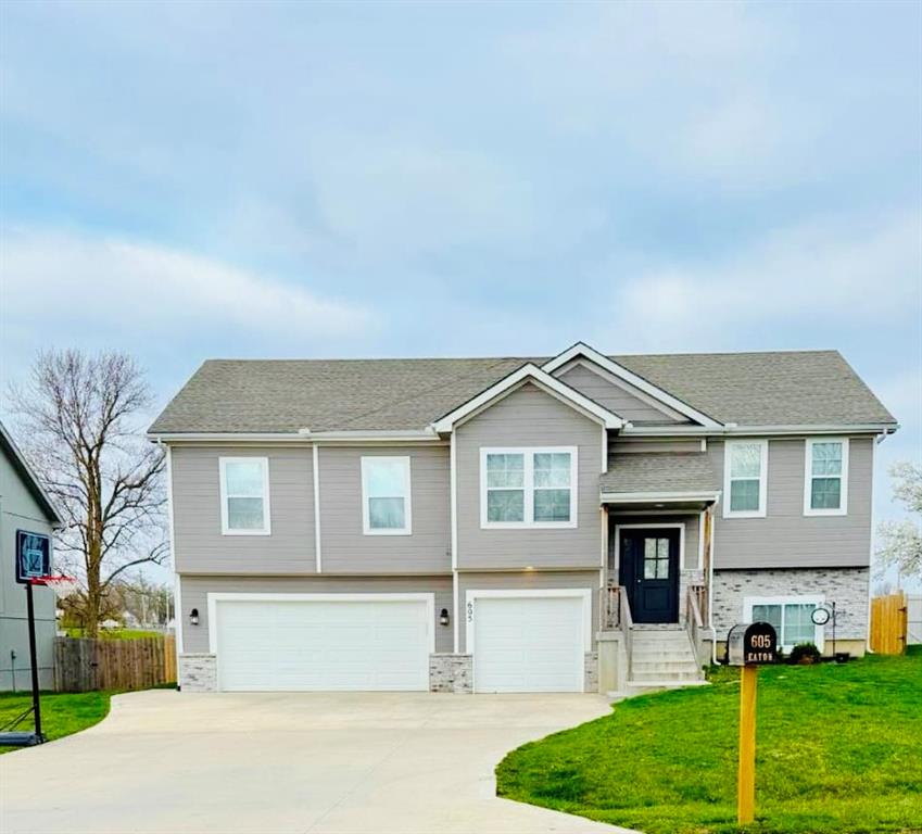 Listing Photo MLS #HMS2538711