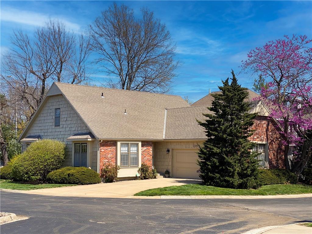 Listing Photo MLS #HMS2538825