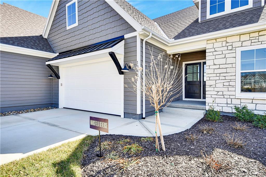 Listing Photo MLS #HMS2539182
