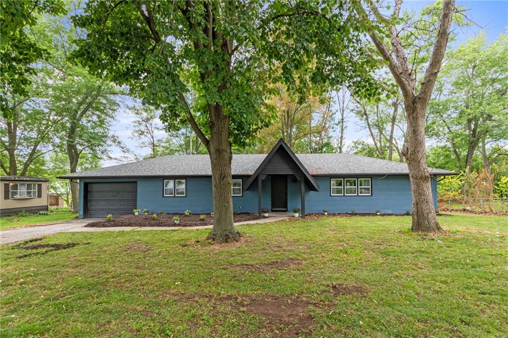 Listing Photo MLS #HMS2541880