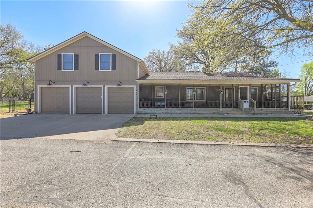 Listing Photo MLS #HMS2542964