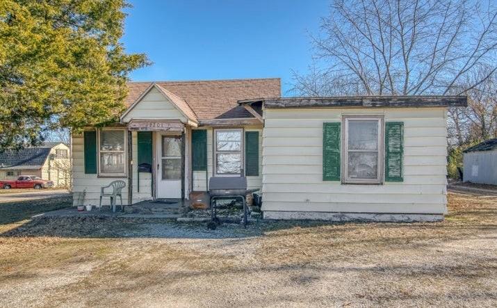 Listing Photo MLS #HMS2543427