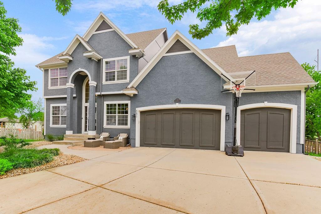 Listing Photo MLS #HMS2543566