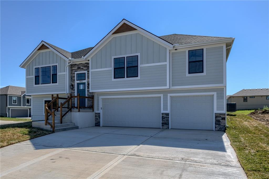 Listing Photo MLS #HMS2543797