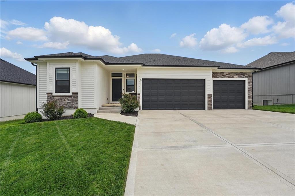 Listing Photo MLS #HMS2544740
