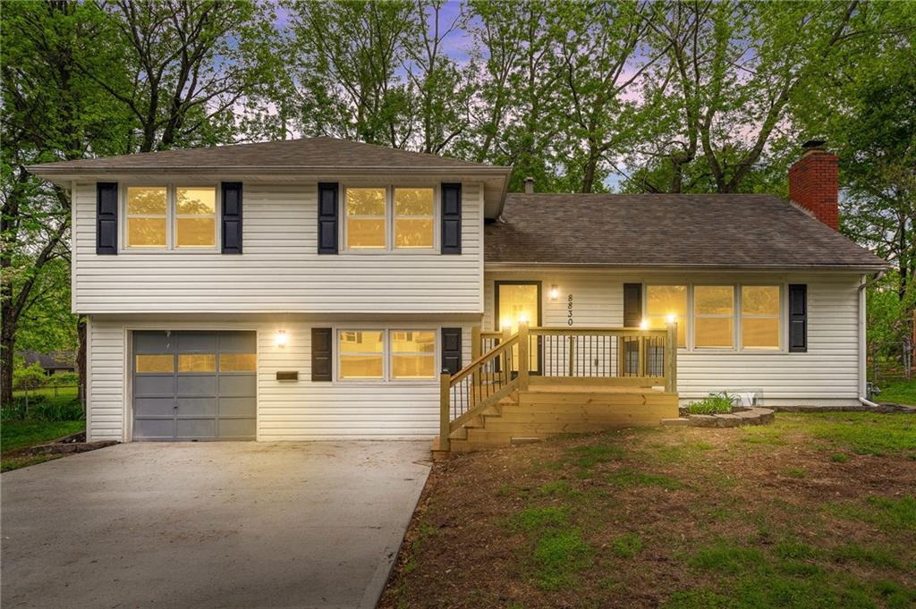 Listing Photo MLS #HMS2544842