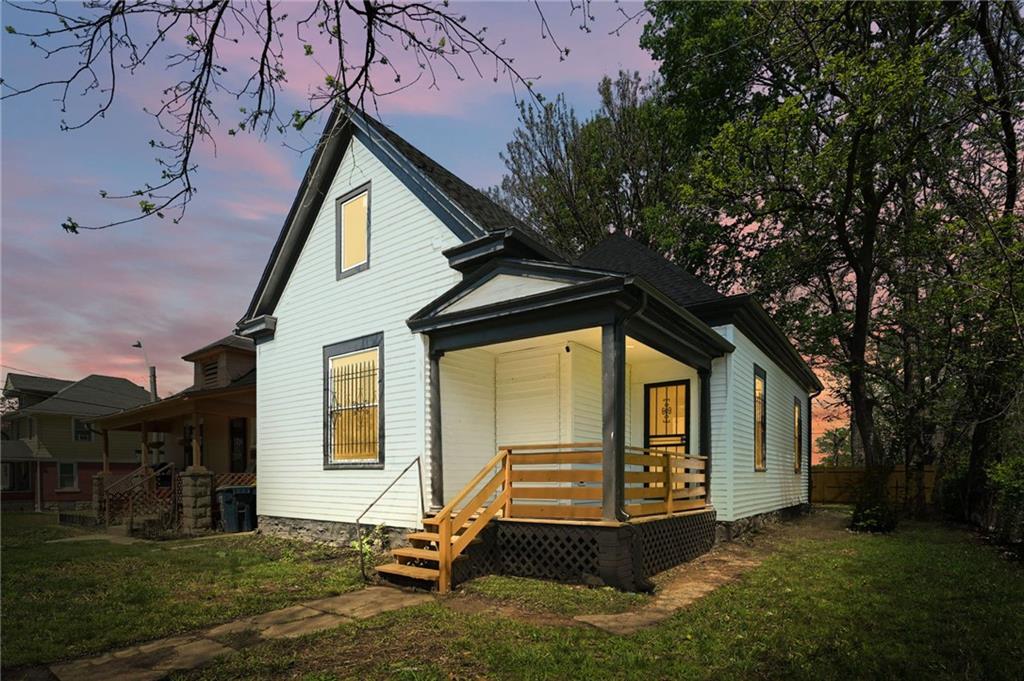 Listing Photo MLS #HMS2544947
