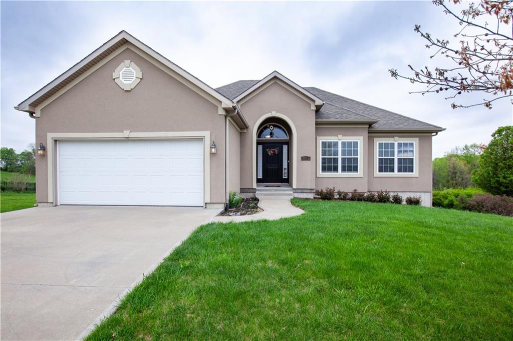 Listing Photo MLS #HMS2545846