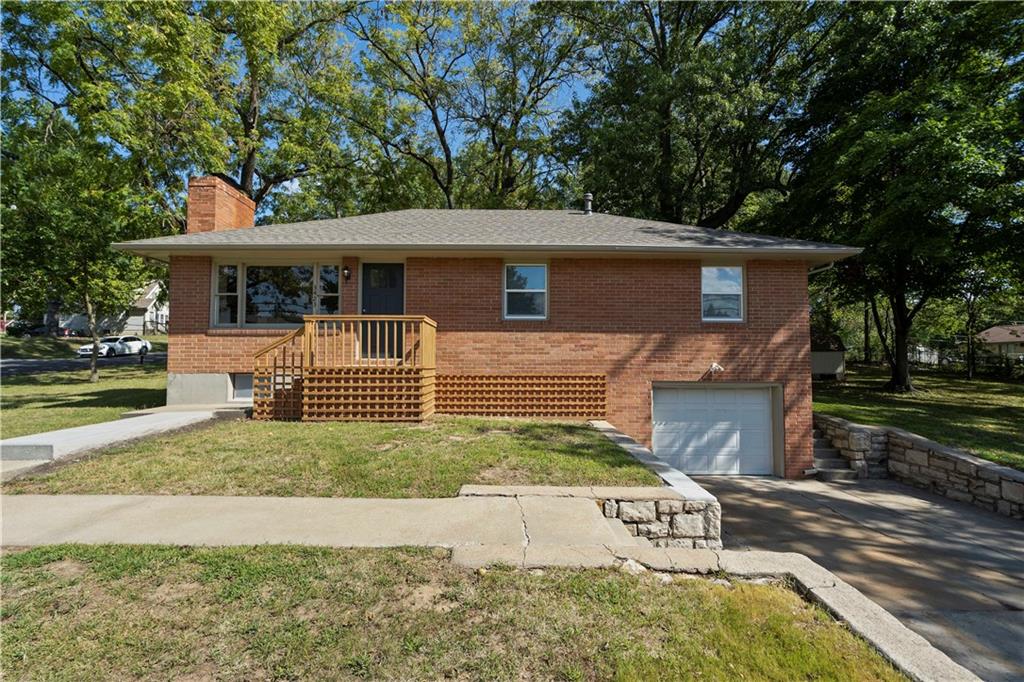 Listing Photo MLS #HMS2545938