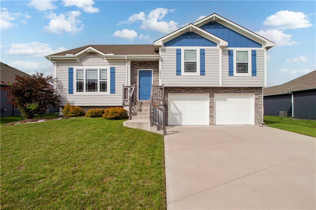 Listing Photo MLS #HMS2546048