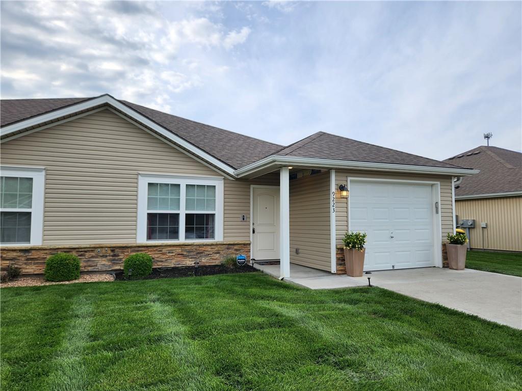 Listing Photo MLS #HMS2546165