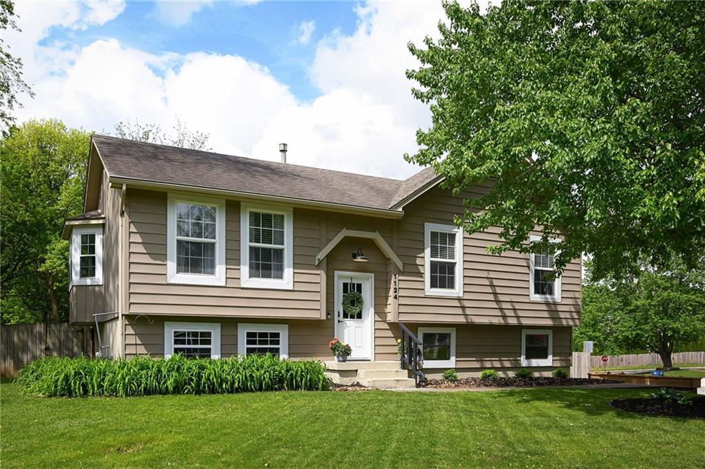 Listing Photo MLS #HMS2546182