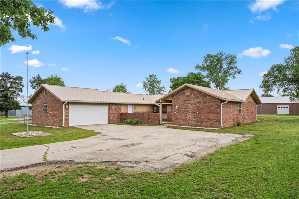 Listing Photo MLS #HMS2546341