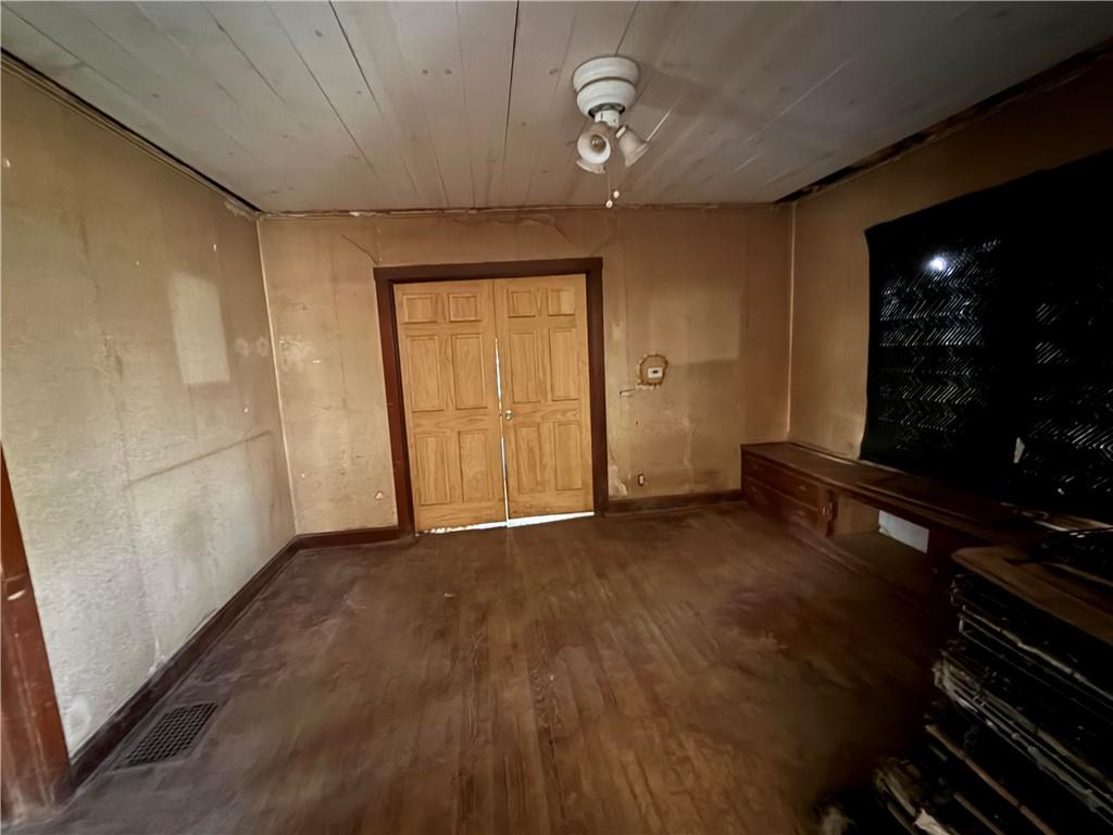 Listing Photo MLS #HMS2546504