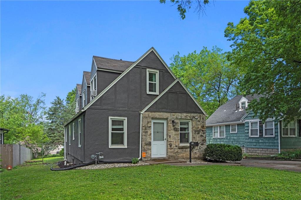 Listing Photo MLS #HMS2546540