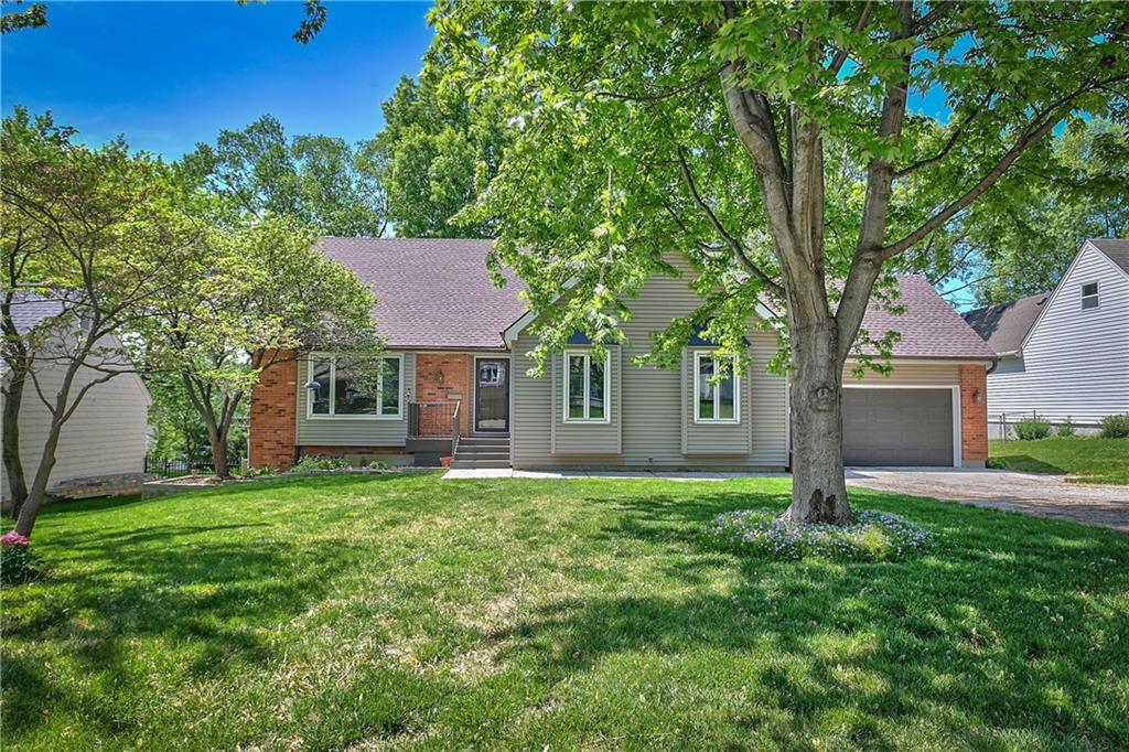 Listing Photo MLS #HMS2546562