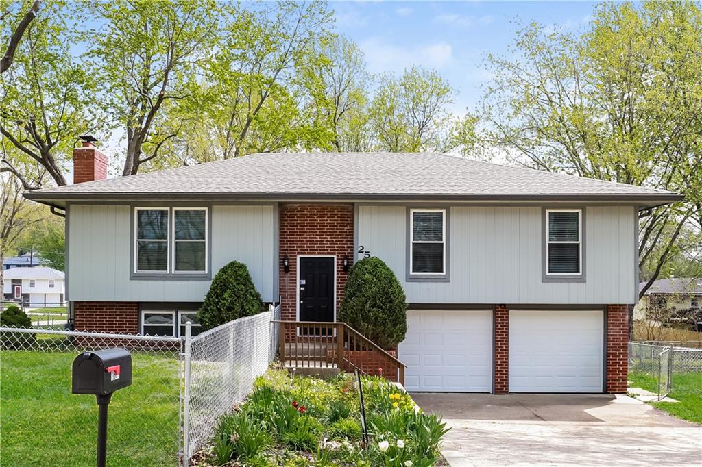 Listing Photo MLS #HMS2546616