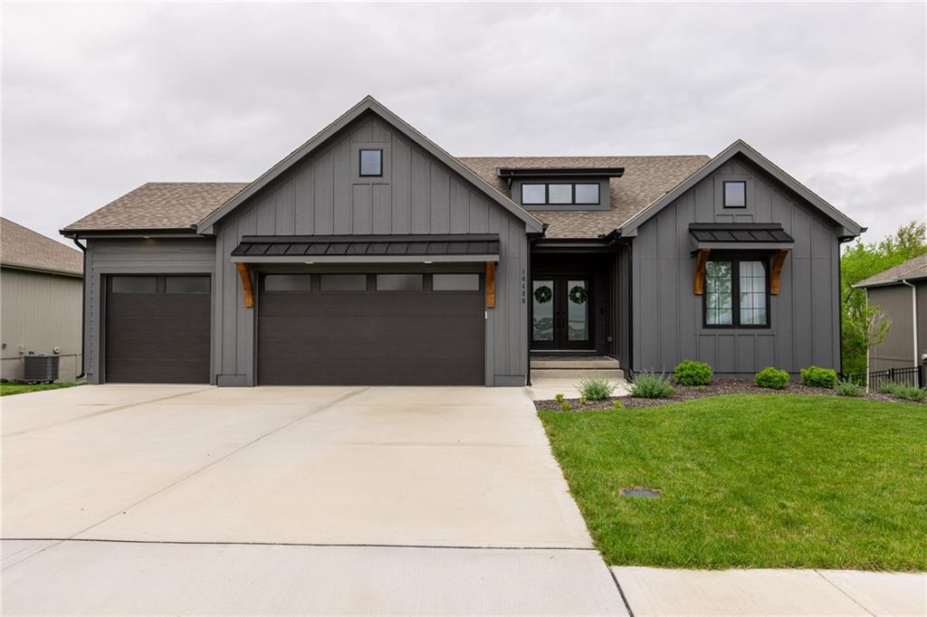 Listing Photo MLS #HMS2546730