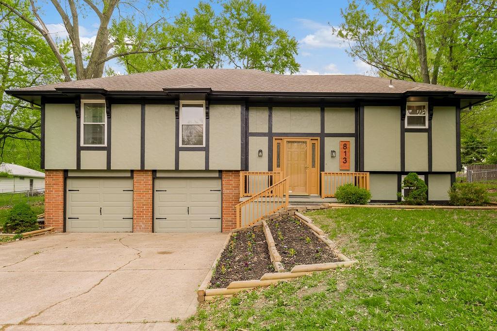 Listing Photo MLS #HMS2546996