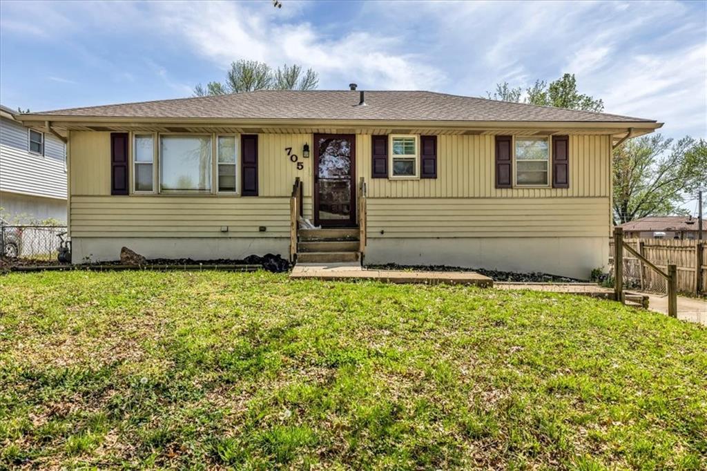 Listing Photo MLS #HMS2547091