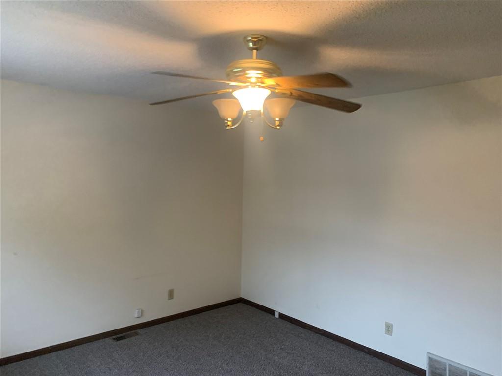 Listing Photo MLS #HMS2547116