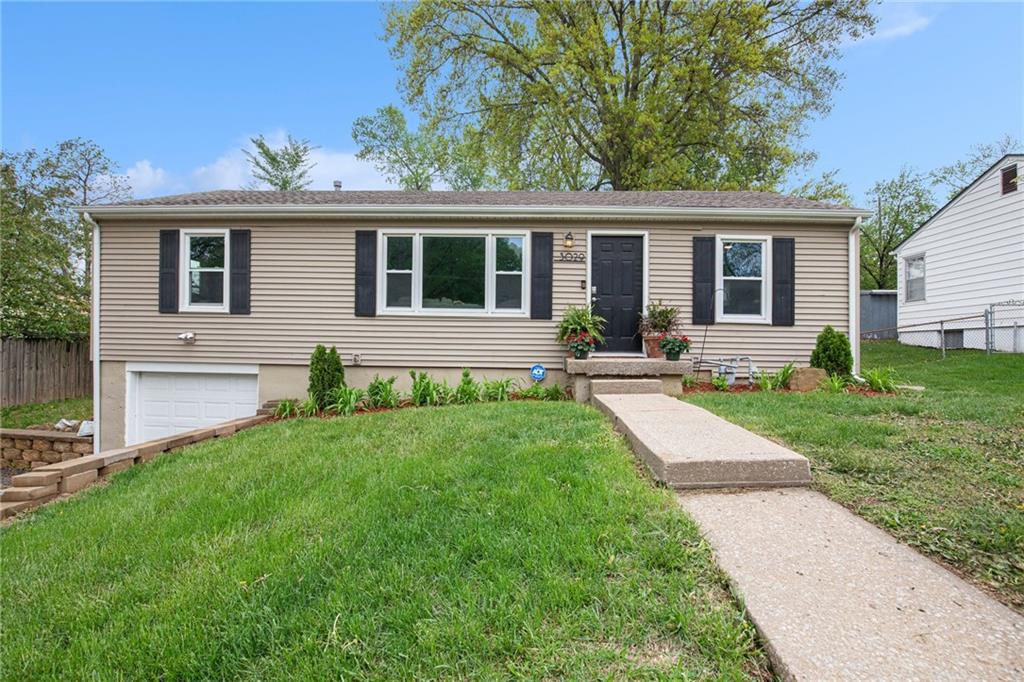 Listing Photo MLS #HMS2547283
