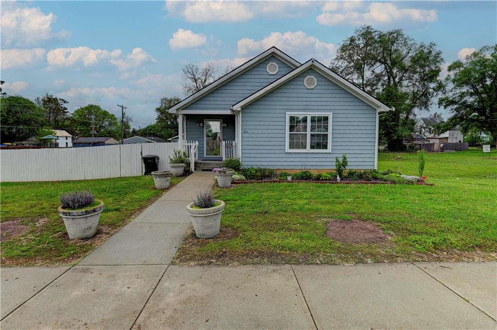 Listing Photo MLS #HMS2547370