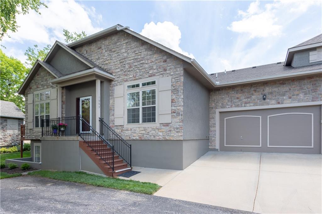 Listing Photo MLS #HMS2547557