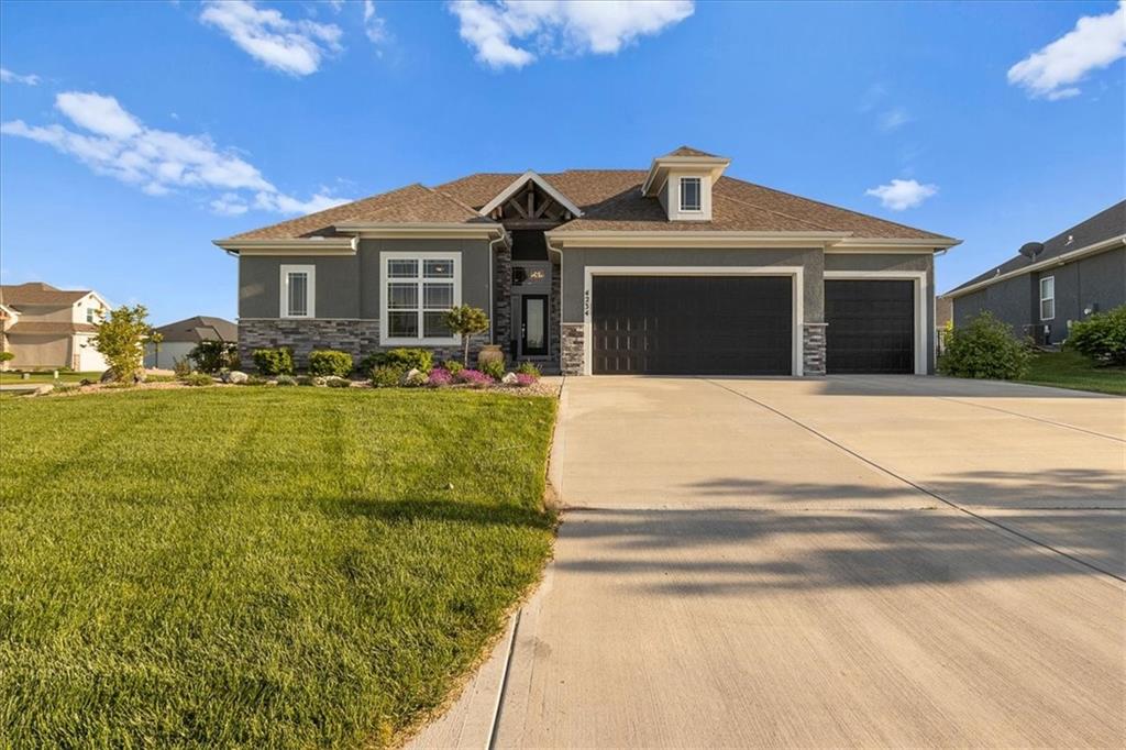 Listing Photo MLS #HMS2547589