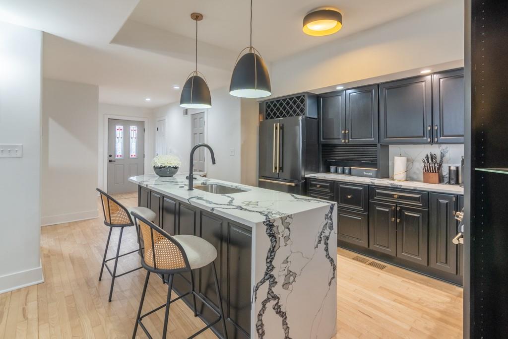 Listing Photo MLS #HMS2547631