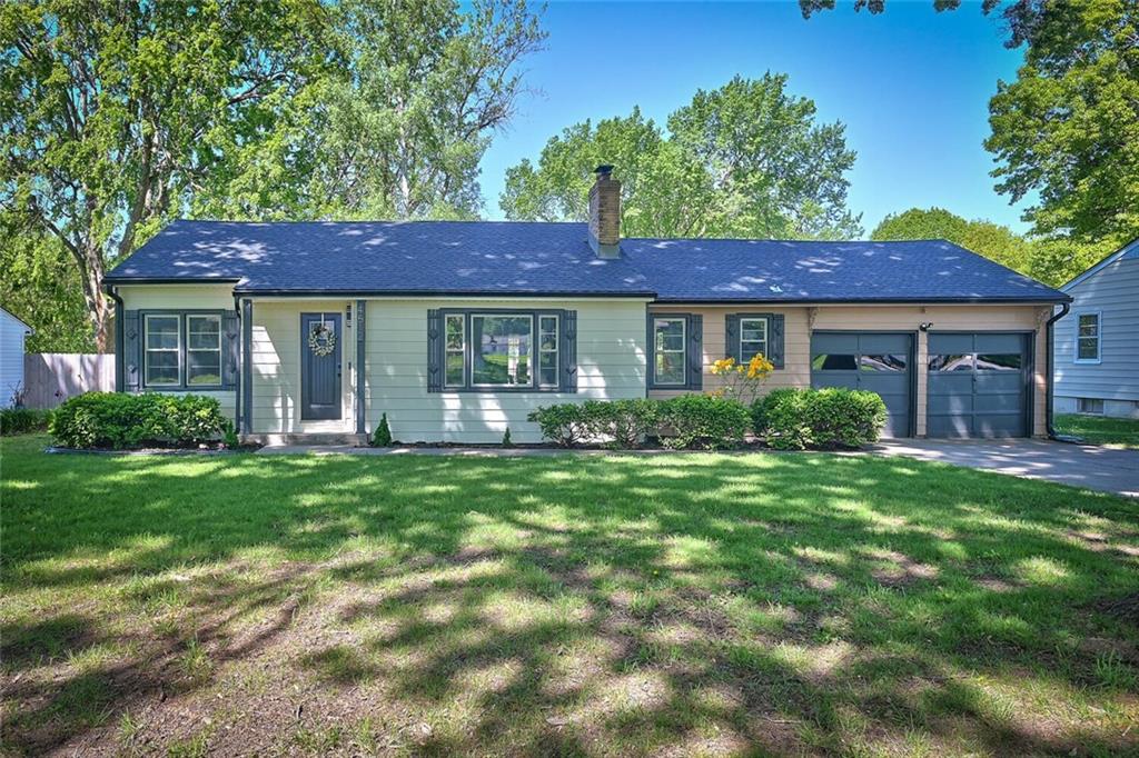 Listing Photo MLS #HMS2547791
