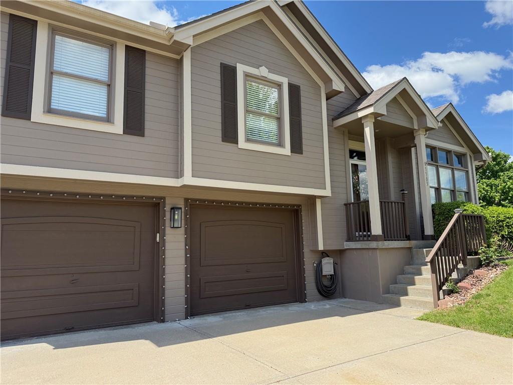 Listing Photo MLS #HMS2548004