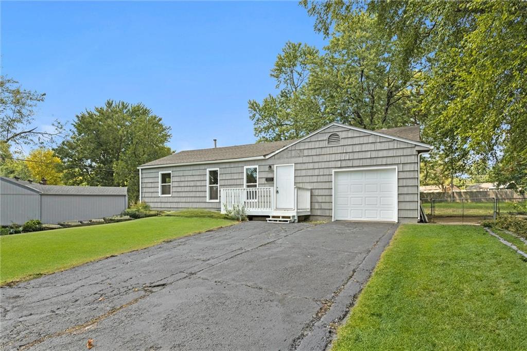 Listing Photo MLS #HMS2548133