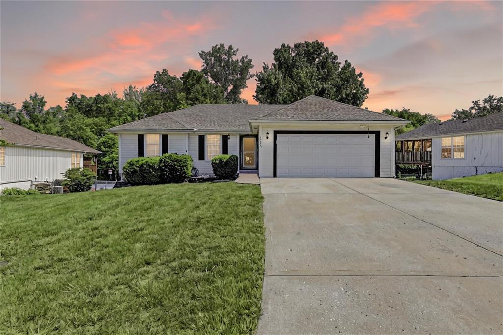 Listing Photo MLS #HMS2549310